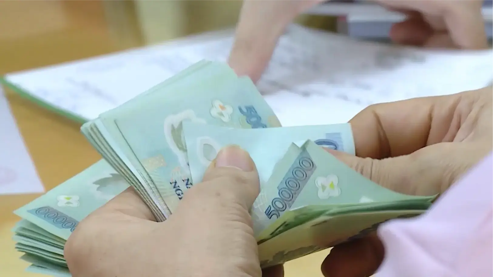 Xử phạt doanh nghiệp vi phạm nghĩa vụ minh bạch thông tin